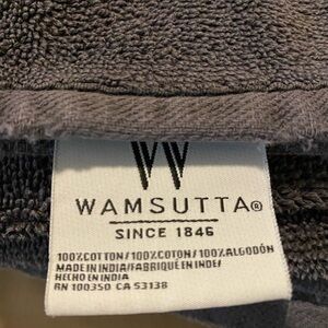 Set of 2  Wamsutta 27” x 50” bath towels